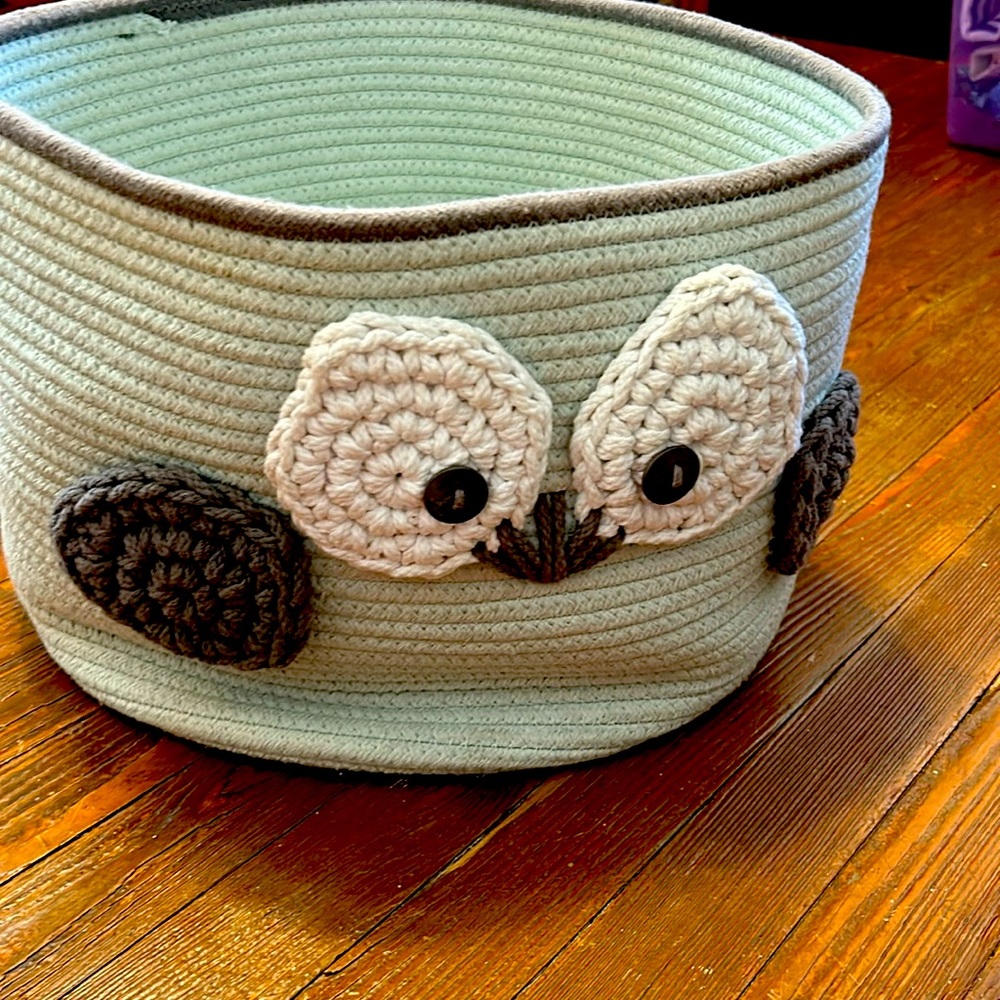 Baby owl crocheted basket